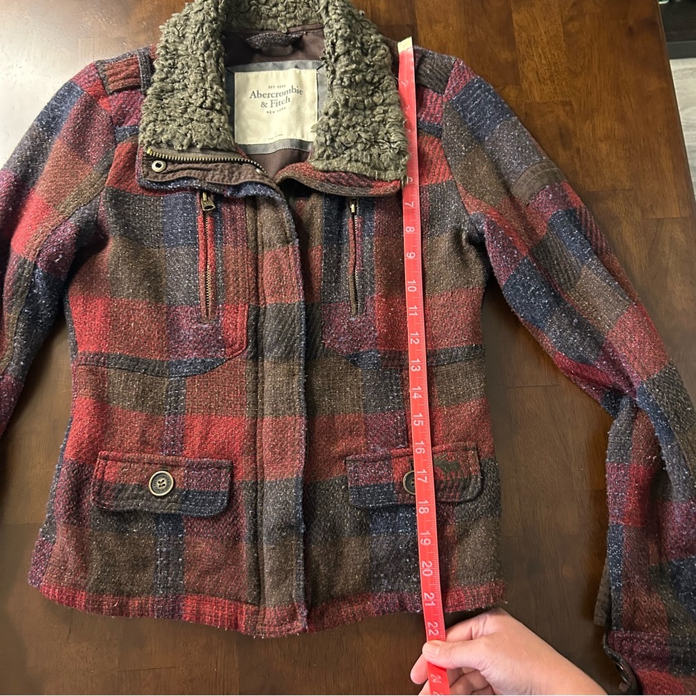 Abercrombie & Fitch Wool Blend Trucker Buffalo Plaid Red Black Jacket Size Small - Picture 9 of 14